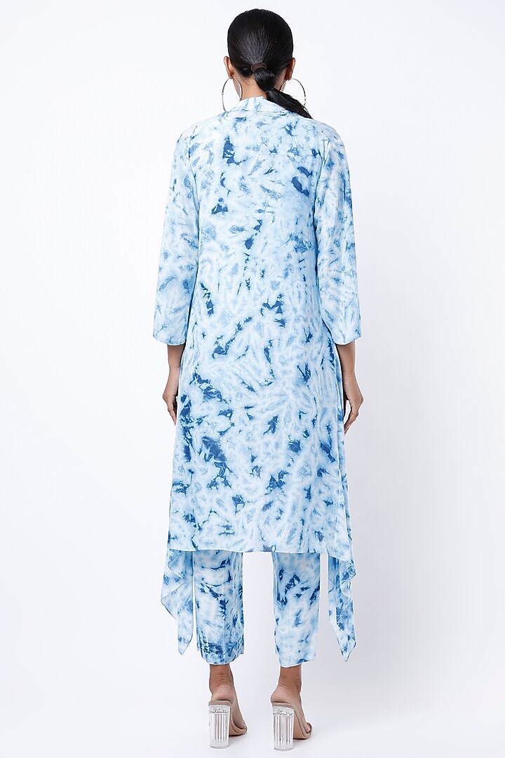 White & Indigo Shibori Tie-Dye Printed Cape Set by Alpa & Reena at Pernia's Pop Up Shop