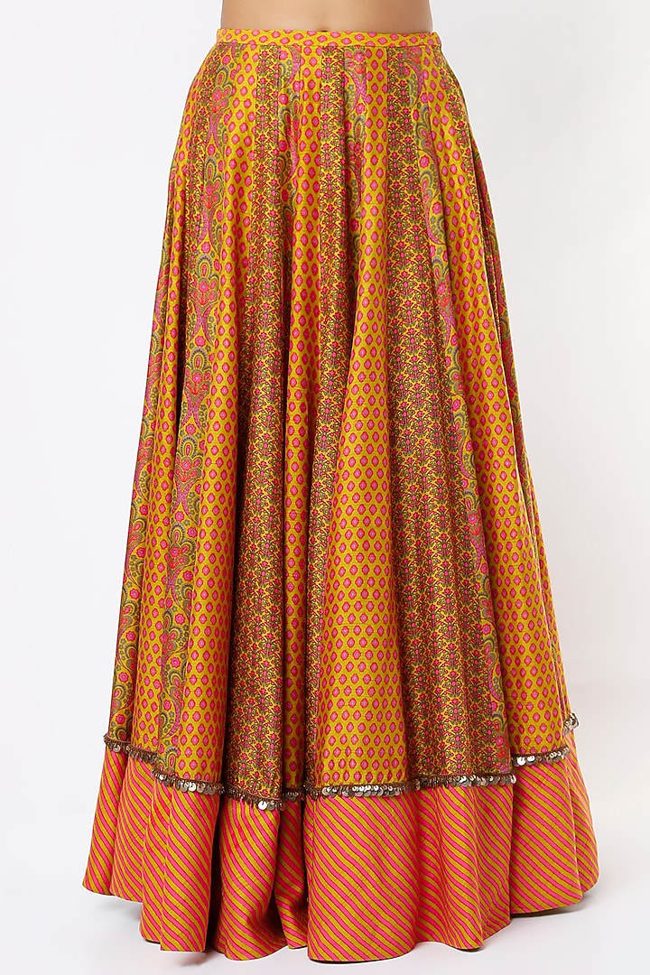 Yellow Floral Printed Wedding Lehenga Set by Alpa & Reena at Pernia's Pop Up Shop