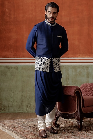 Navy Blue Raw Silk Zardosi Embroidered Bundi Jacket Set by ALLUR