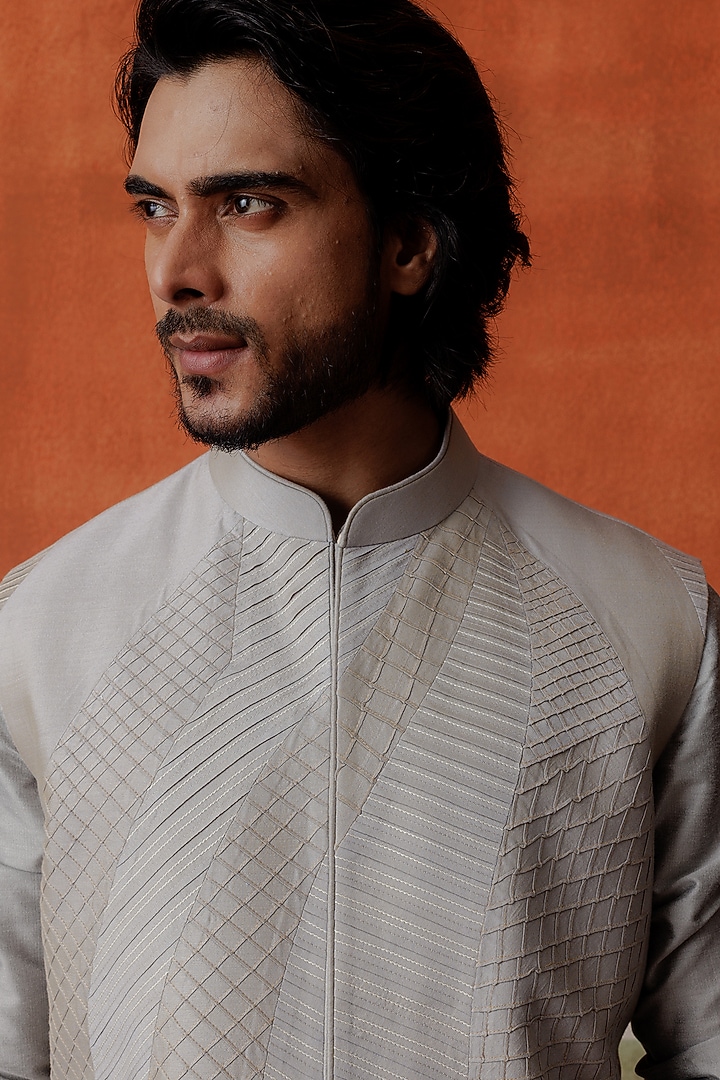 Light Grey Cotton Silk Bundi Jacket by ALLUR at Pernia's Pop Up Shop
