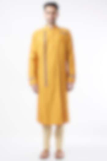 Mustard Embroidered Kurta Set by ALLUR at Pernia's Pop Up Shop
