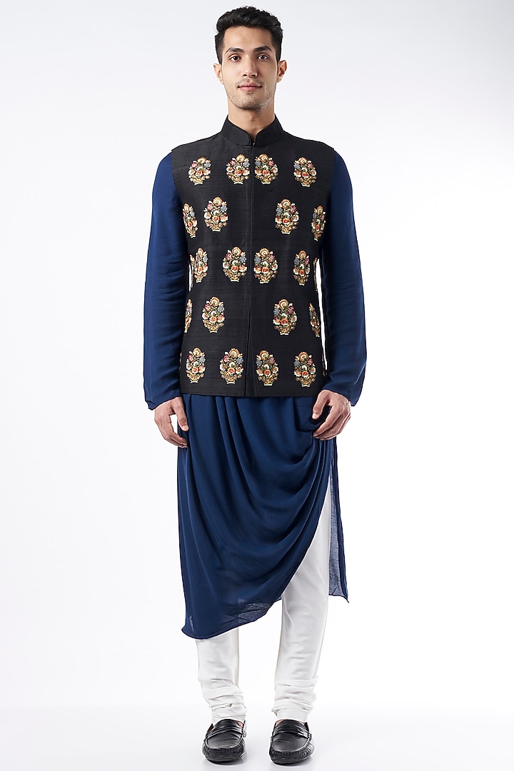 Black Embroidered Bundi Jacket With Kurta Set by ALLUR at Pernia's Pop Up Shop