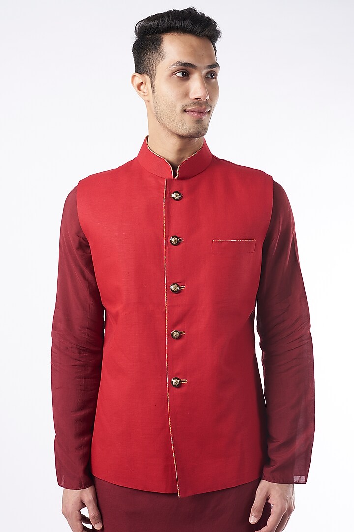 Red Pure Raw Silk Bundi Jacket by ALLUR at Pernia's Pop Up Shop