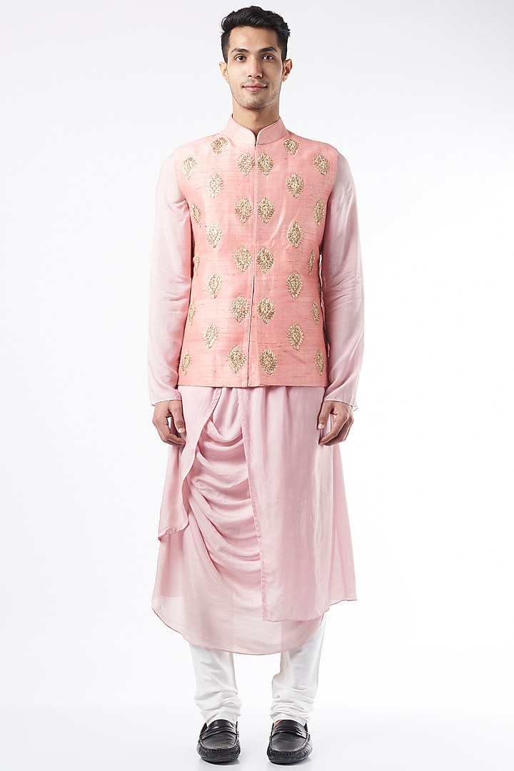 Peach Raw Silk Embroidered Bundi Jacket by ALLUR at Pernia's Pop Up Shop