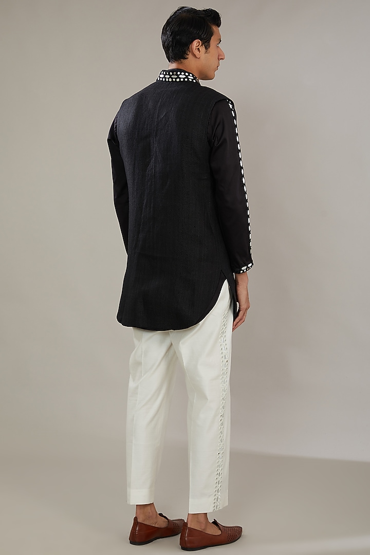 Black Linen Embroidered Bundi Set by AL USTAAD at Pernia's Pop Up Shop