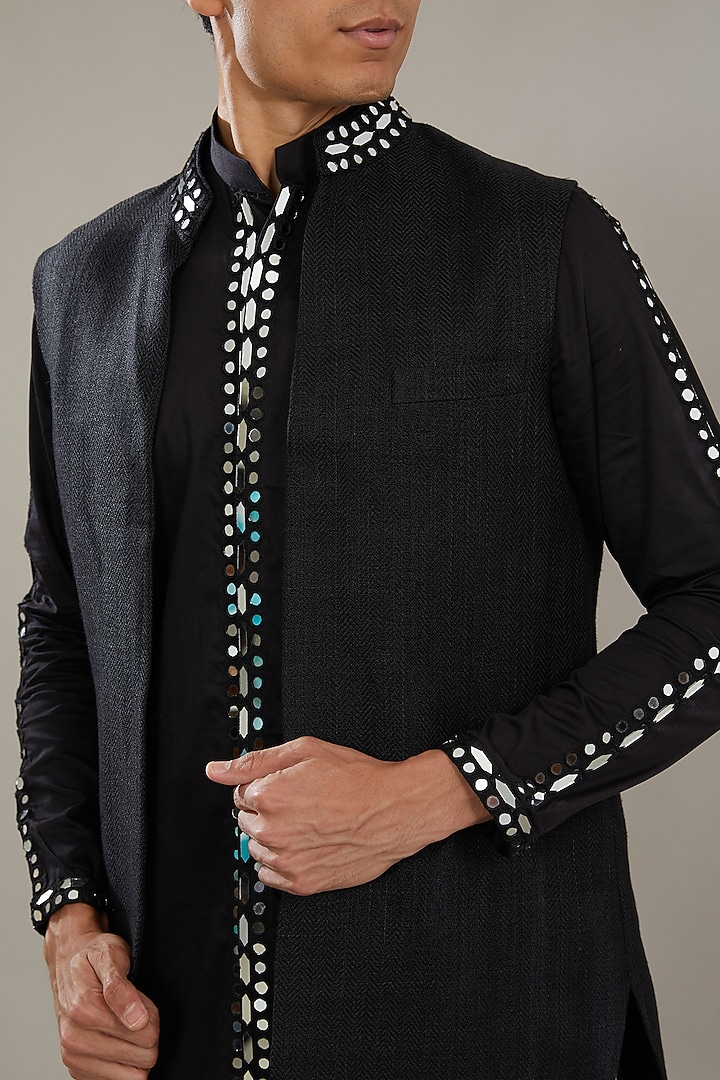 Black Linen Embroidered Bundi Set by AL USTAAD at Pernia's Pop Up Shop