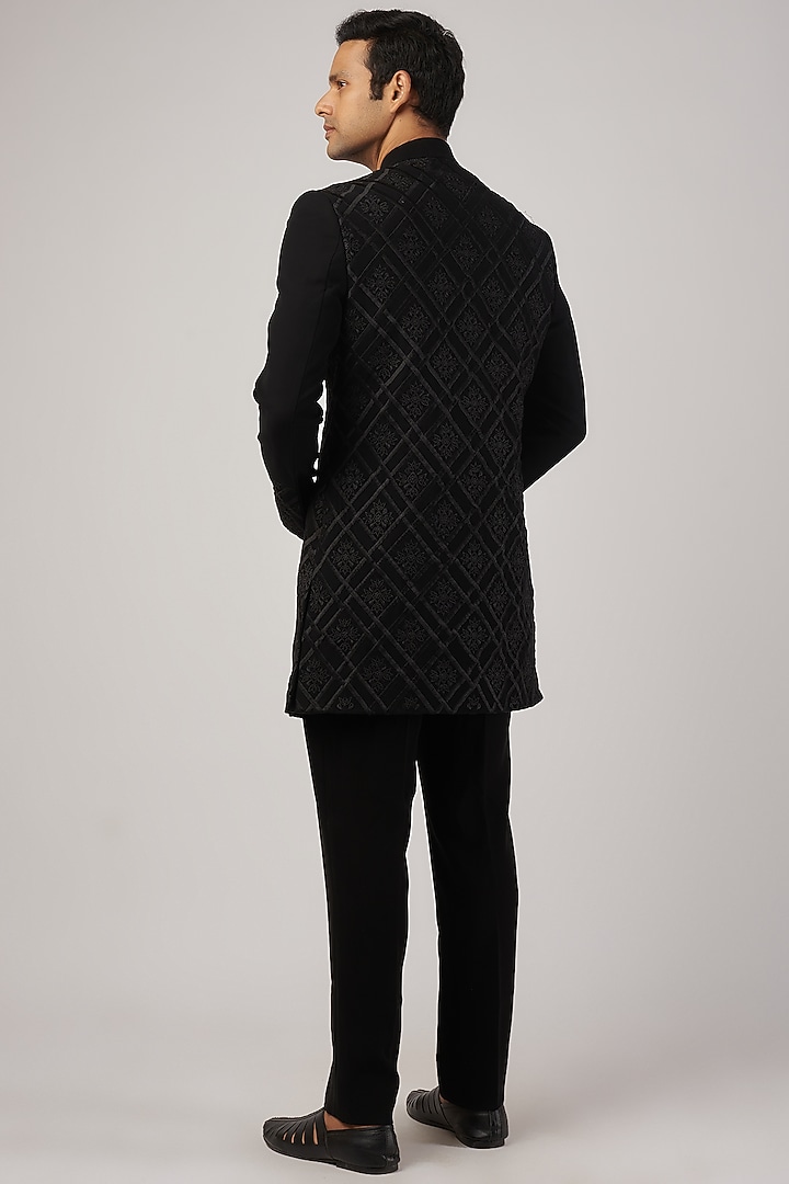 Black Italian Stretch Machine Embroidered Indo-Western Set by AL USTAAD at Pernia's Pop Up Shop