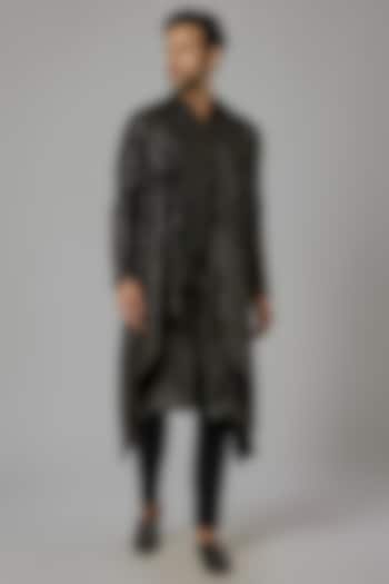 Black Embroidered Kurta Set by AL USTAAD at Pernia's Pop Up Shop