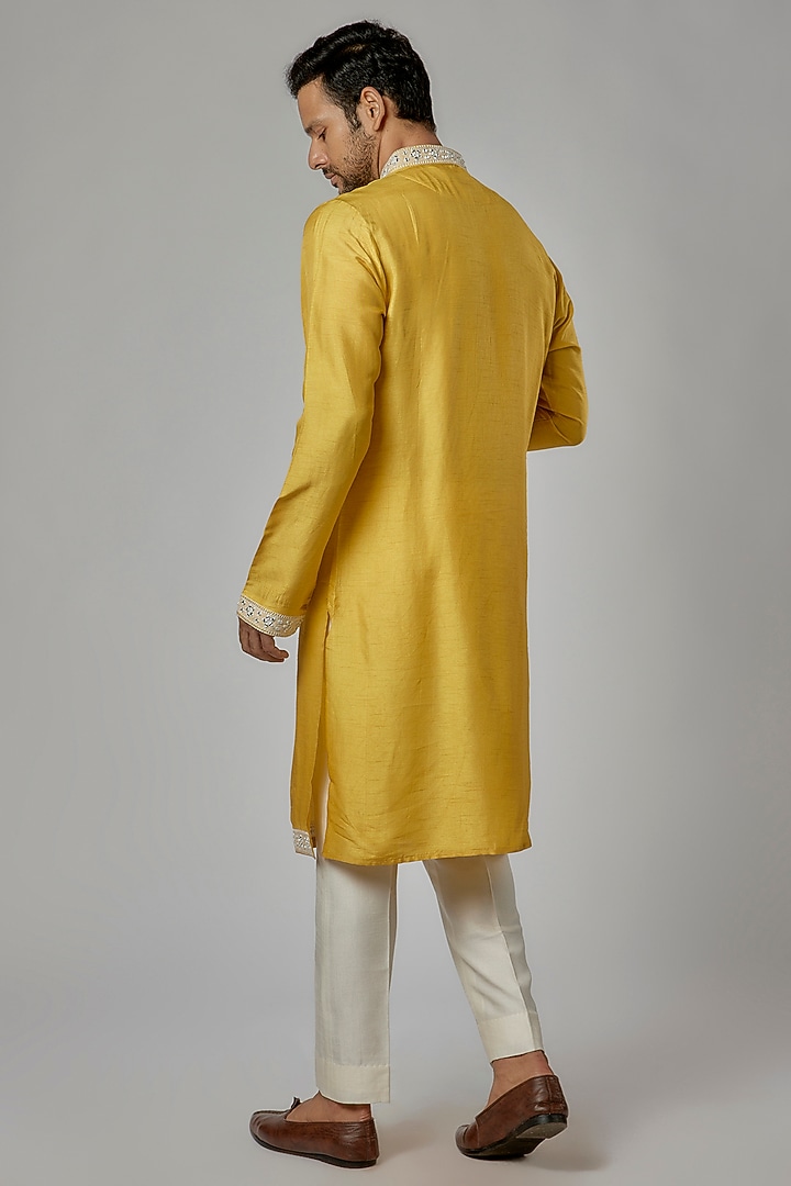 Yellow Silk Machine Embroidered Kurta Set by AL USTAAD at Pernia's Pop Up Shop