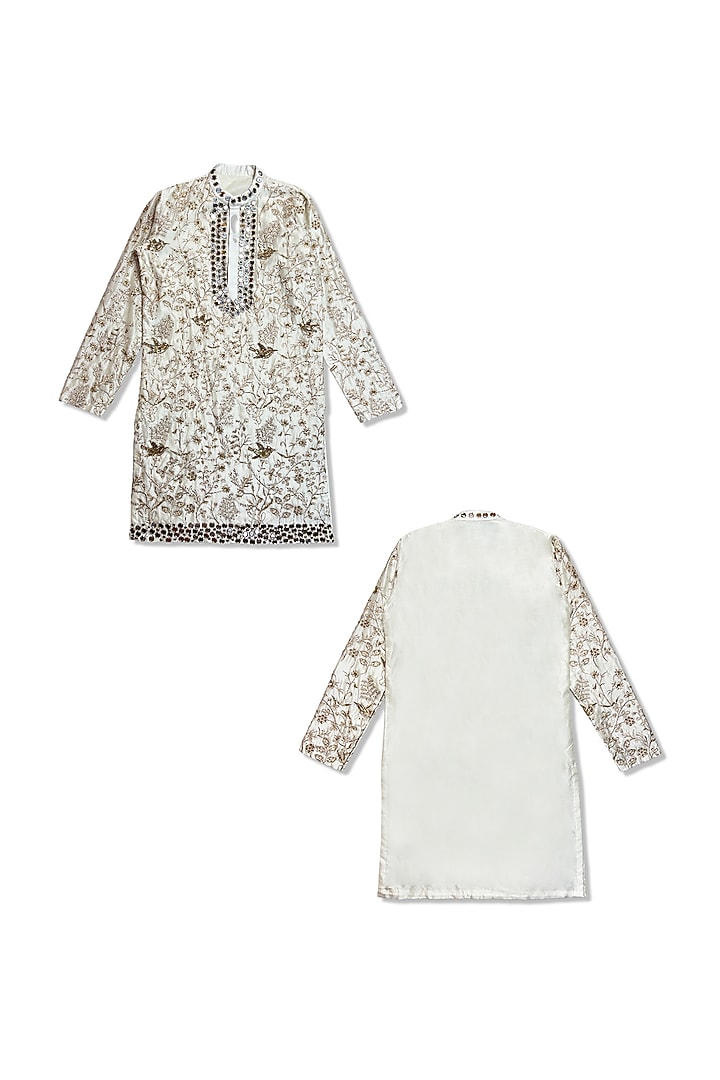 White Silk Embroidered Kurta Set For Boys by Alyaansh Couture at Pernia's Pop Up Shop