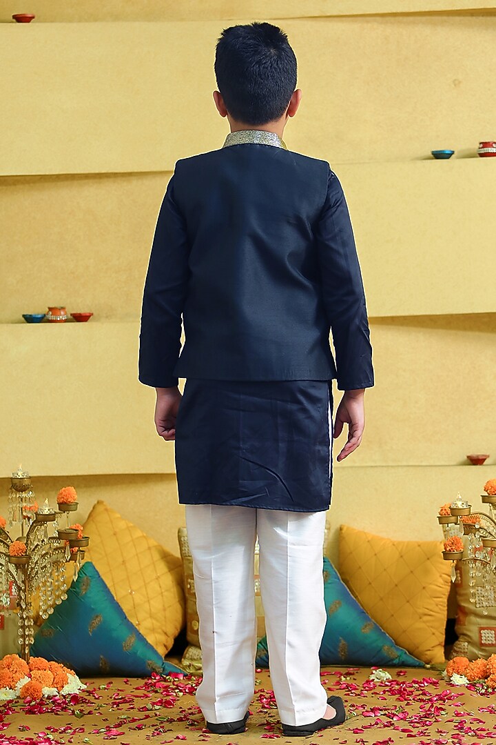 Black Silk Embroidered Bundi Jacket For Boys by Alyaansh Couture at Pernia's Pop Up Shop