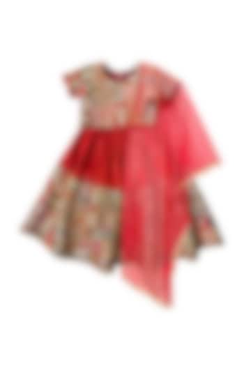 Red Silk Embroidered Lehenga Set For Girls by Alyaansh Couture at Pernia's Pop Up Shop