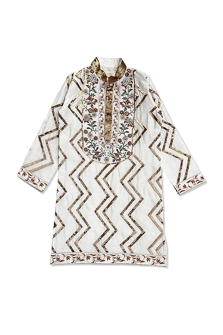 White Silk Embroidered Kurta Set For Boys by Alyaansh Couture at Pernia's Pop Up Shop