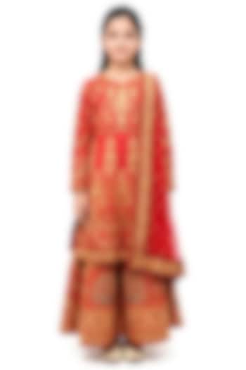 Red Glace Cotton Embroidered Lehenga Set For Girls by Alyaansh Couture at Pernia's Pop Up Shop