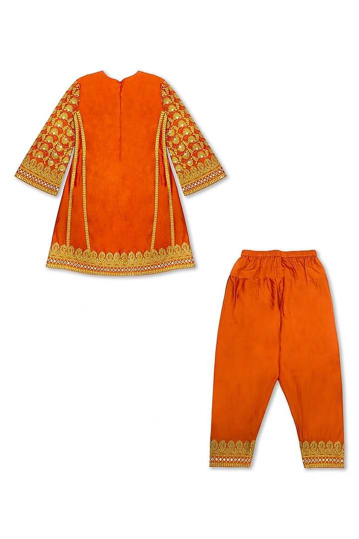 Orange Chanderi Embroidered Kurta Set For Girls by Alyaansh Couture at Pernia's Pop Up Shop