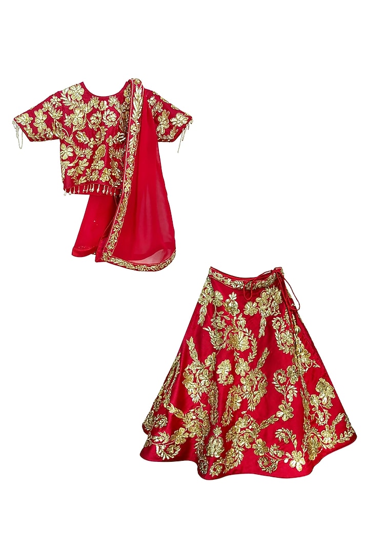 Red Silk Embroidered Lehenga Set For Girls by Alyaansh Couture at Pernia's Pop Up Shop