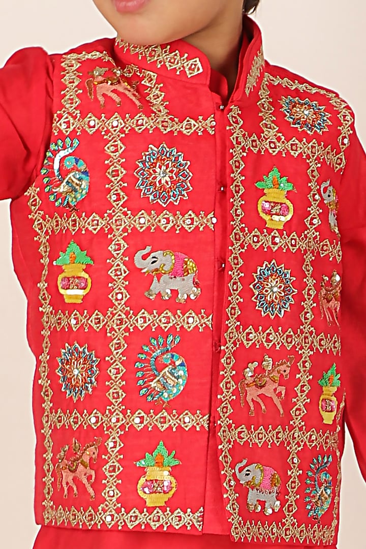 Red Chanderi Kurta Set With Waistcoat For Boys by Alyaansh Couture at Pernia's Pop Up Shop