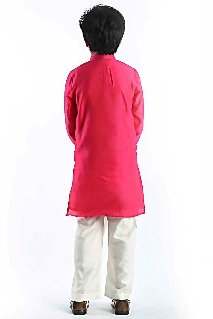 Pink Chanderi Embroidered Kurta Set For Boys by Alyaansh Couture at Pernia's Pop Up Shop