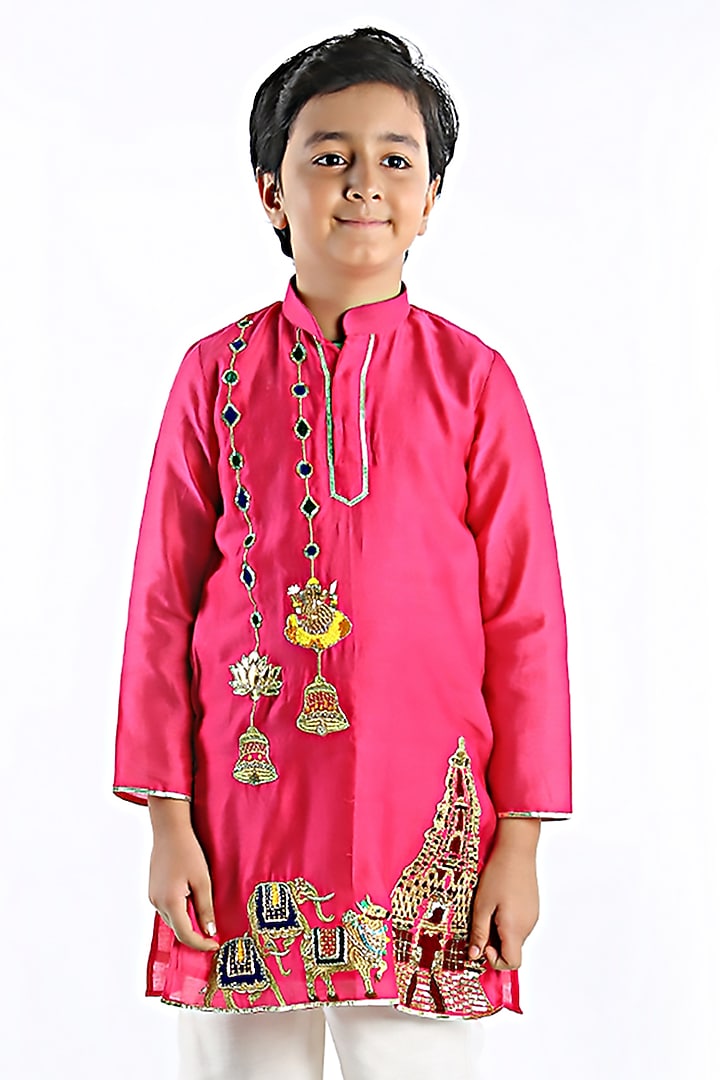 Pink Chanderi Embroidered Kurta Set For Boys by Alyaansh Couture at Pernia's Pop Up Shop
