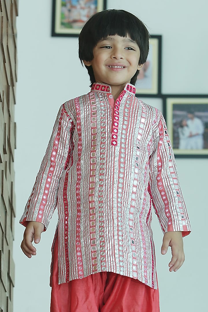 Hot Pink Raw Silk Patra Work Kurta Set For Boys by Alyaansh Couture at Pernia's Pop Up Shop