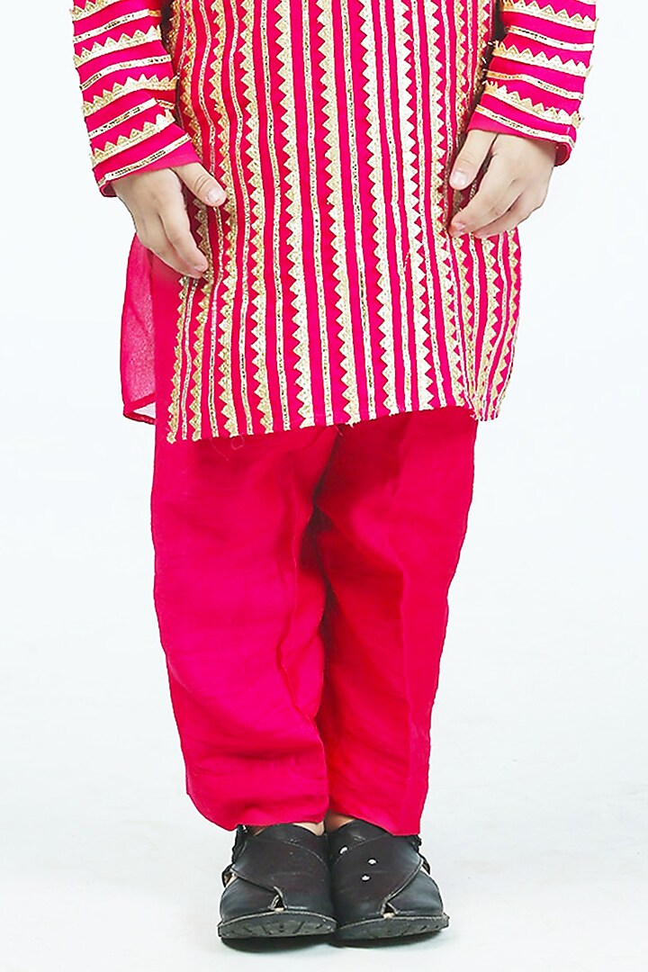 Pink Georgette Gota Embellished Kurta Set For Boys by Alyaansh Couture at Pernia's Pop Up Shop