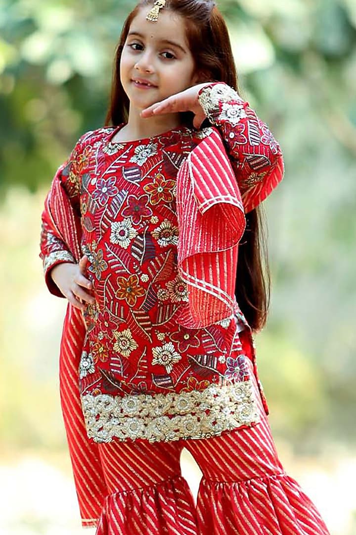 Red Cotton Printed Sharara Set For Girls by Alyaansh Couture at Pernia's Pop Up Shop