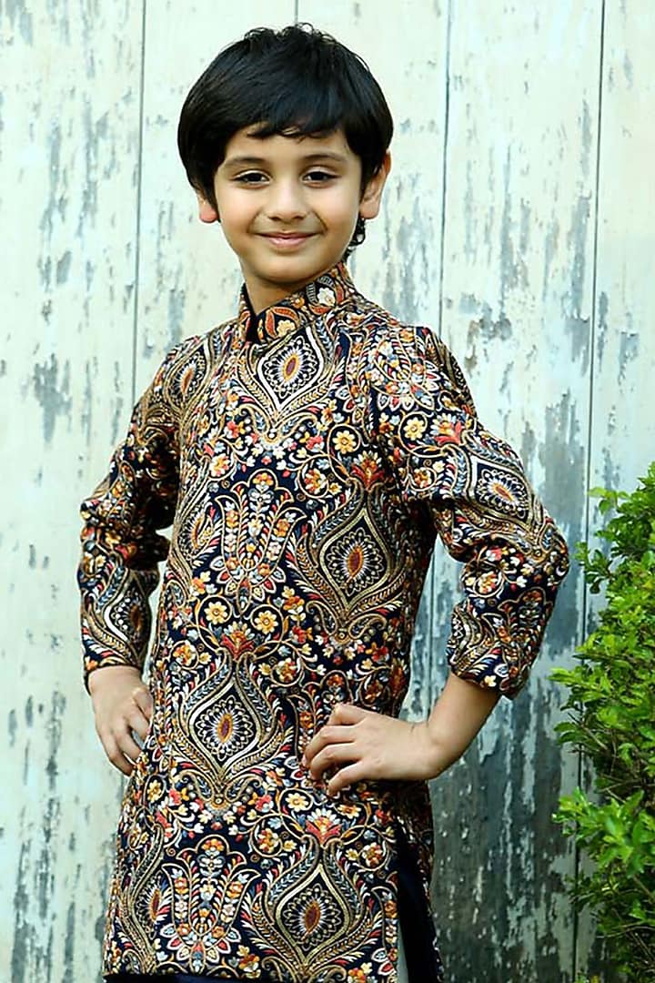 Navy Blue Georgette Machine Embroidered Sherwani Set For Boys by Alyaansh Couture at Pernia's Pop Up Shop