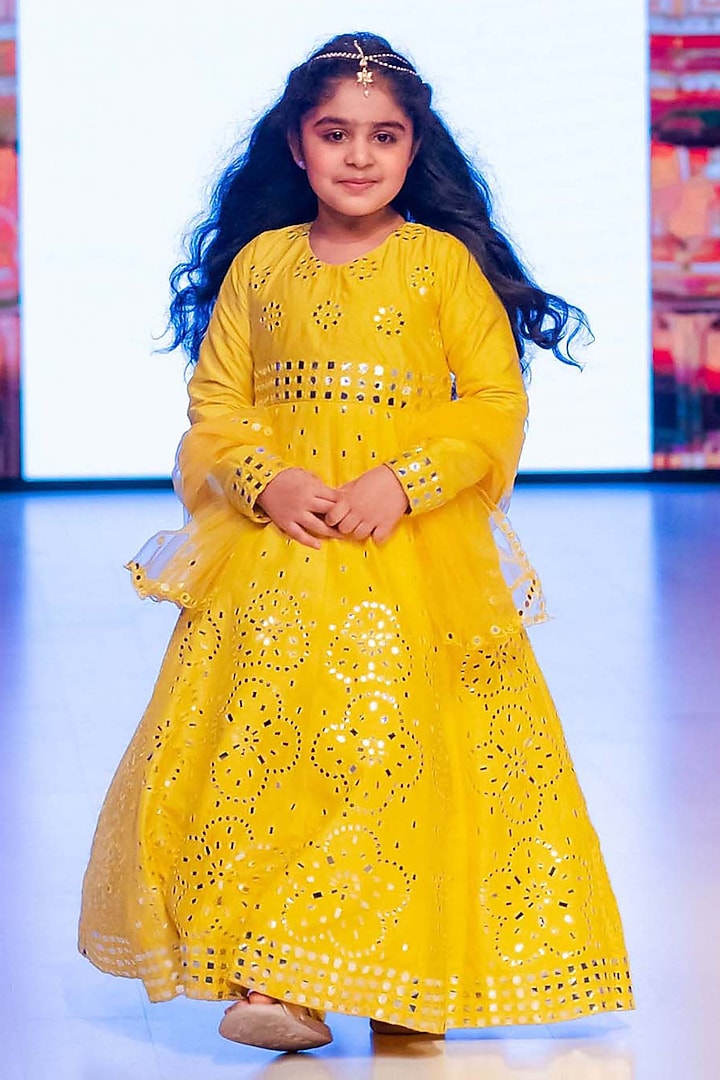 Yellow Raw Silk Mirror Embellished Anarkali Set For Girls by Alyaansh Couture at Pernia's Pop Up Shop