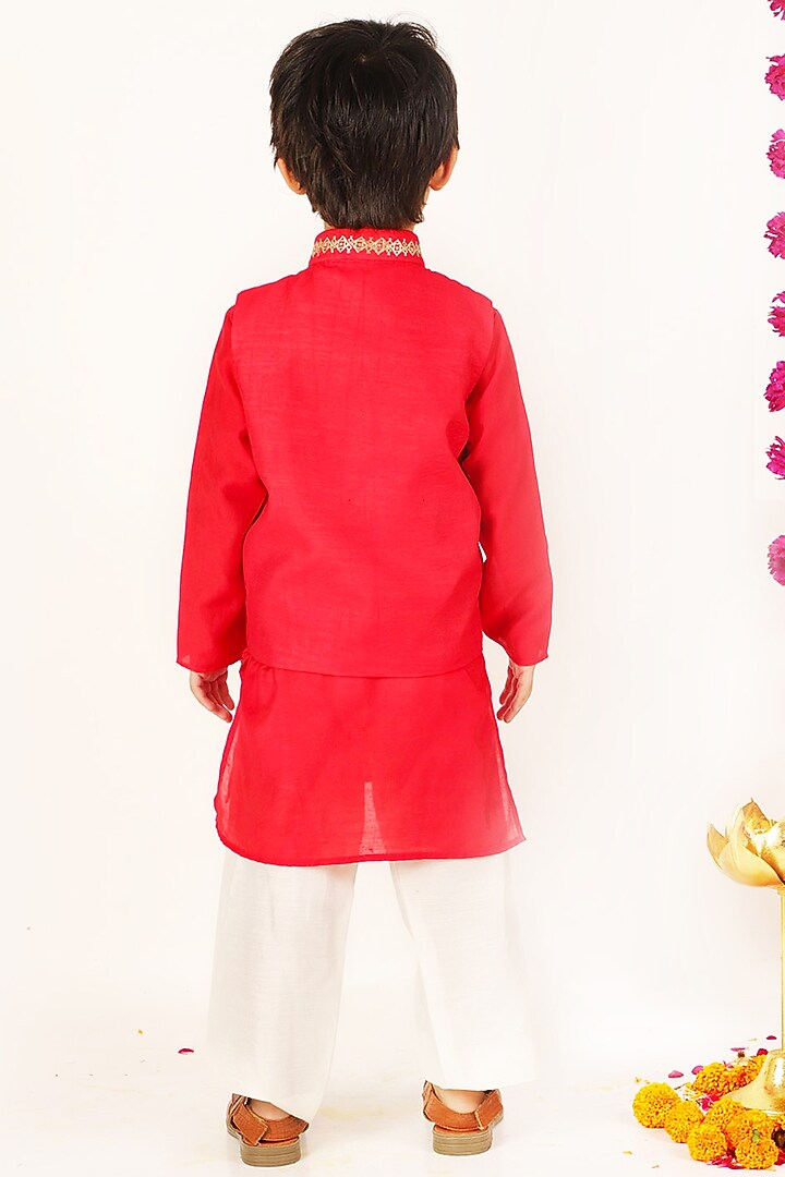 Red Chanderi Gharchola Waistcoat Set For Boys by Alyaansh Couture at Pernia's Pop Up Shop