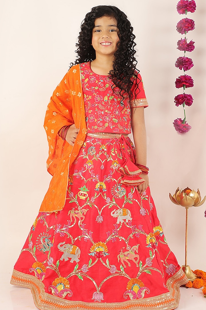 Red Raw Silk Gharchola Lehenga Set For Girls by Alyaansh Couture at Pernia's Pop Up Shop