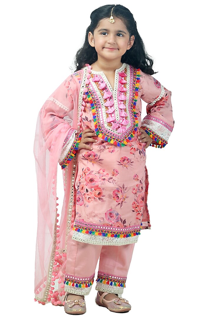 Pink Cotton Floral Printed Kurta Set For Girls by Alyaansh Couture