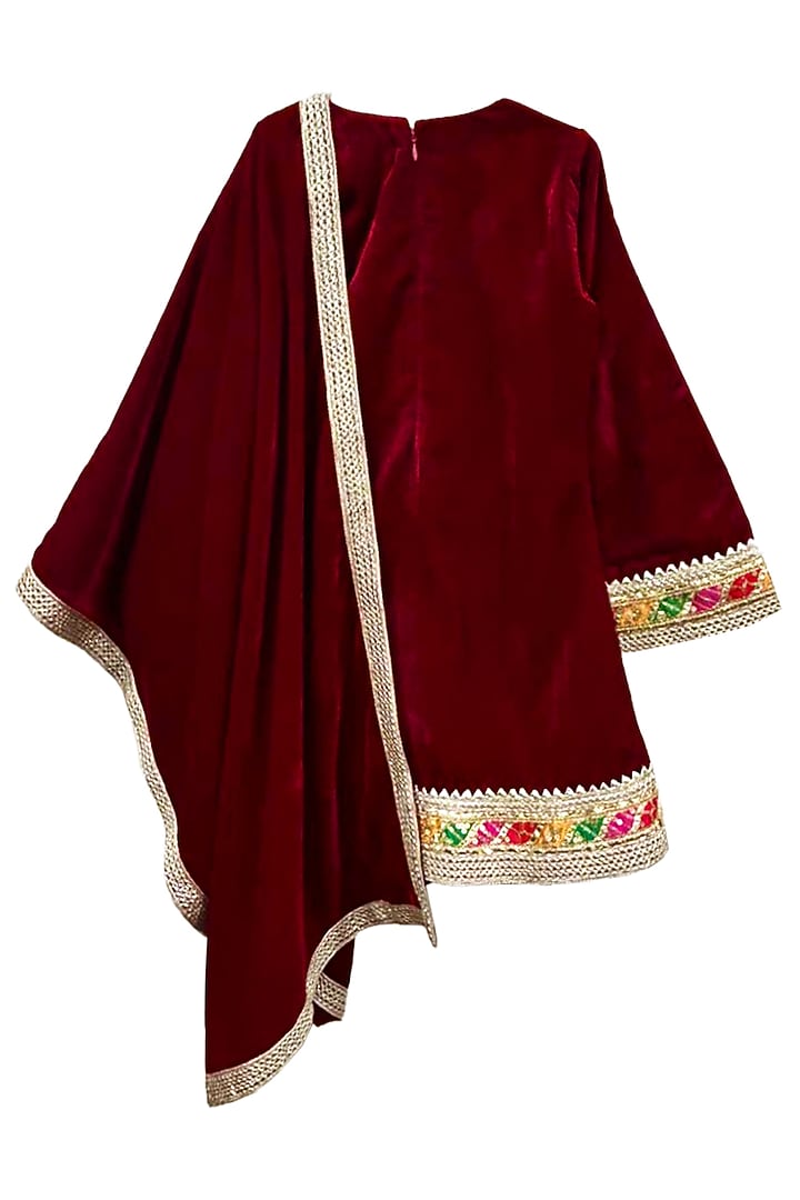Maroon Velvet Lace Work Kurta Set For Girls by Alyaansh Couture at Pernia's Pop Up Shop