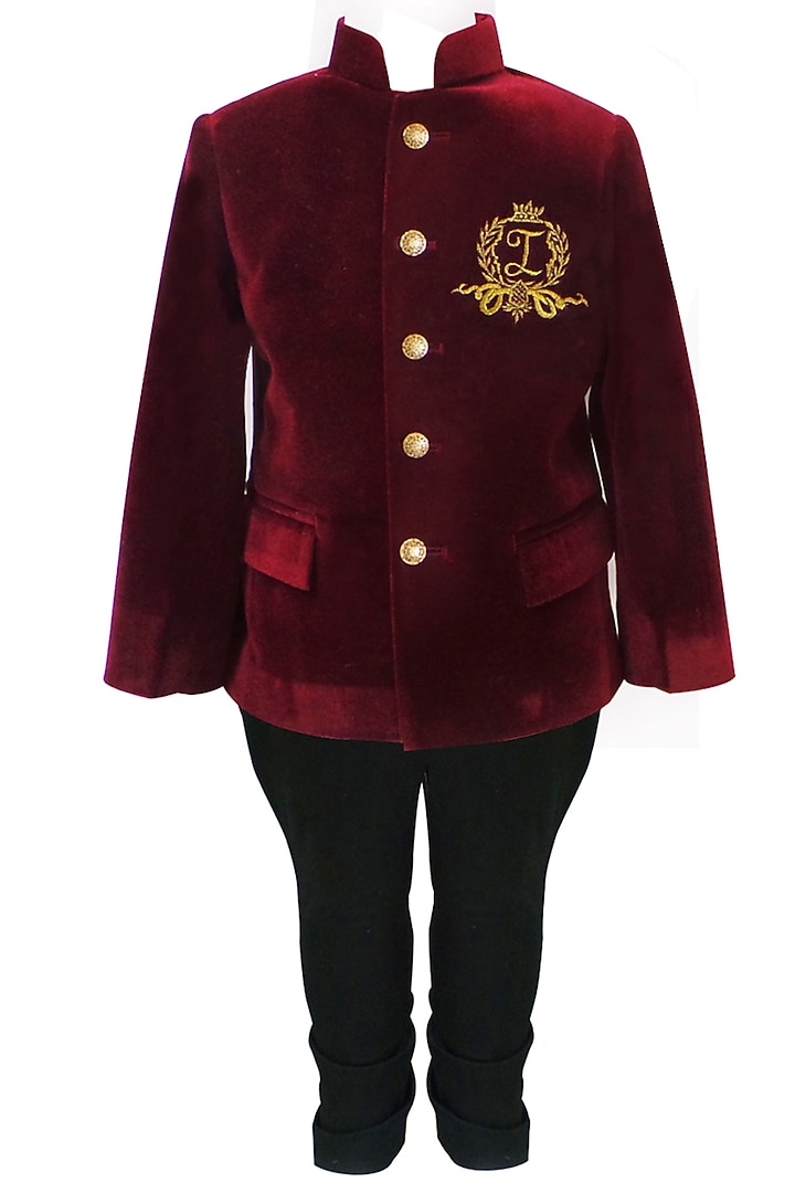 Maroon Velvet Motif Bandhgala Set For Boys by Alyaansh Couture at Pernia's Pop Up Shop