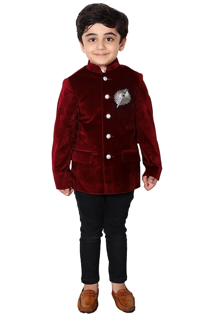 Maroon Velvet Mukaish Work Bandhgala Set For Boys by Alyaansh Couture