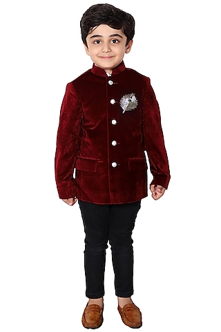 Maroon Velvet Mukaish Work Bandhgala Set For Boys by Alyaansh Couture