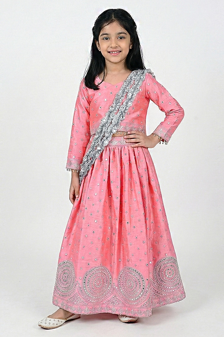 Pink Silk Embroidered Lehenga Set For Girls by Alyaansh Couture at Pernia's Pop Up Shop