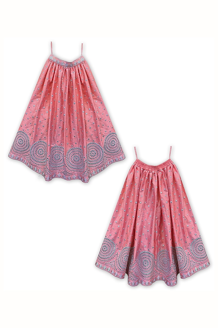Pink Silk Embroidered Lehenga Set For Girls by Alyaansh Couture at Pernia's Pop Up Shop