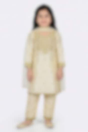 Beige Dupion Silk Kurta Set For Girls by Alyaansh Couture at Pernia's Pop Up Shop