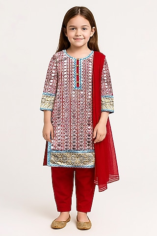 Red Cotton Embroidered & Printed Kurta Set For Girls by Alyaansh Couture