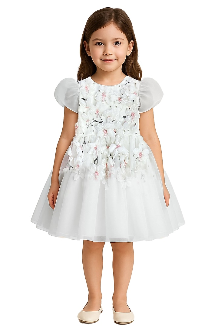 White Organza & Net 3D Floral Embellished Dress For Girls by Alyaansh Couture at Pernia's Pop Up Shop