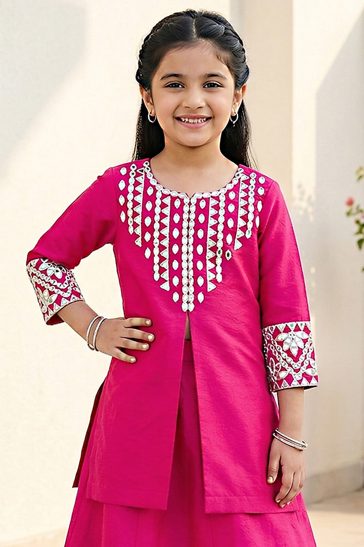Rani Pink Silk Patra & Dori Embroidered Lehenga Set For Girls by Alyaansh Couture at Pernia's Pop Up Shop