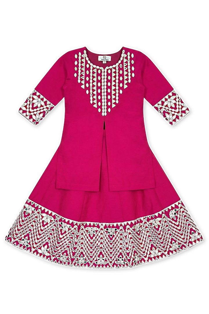Rani Pink Silk Patra & Dori Embroidered Lehenga Set For Girls by Alyaansh Couture at Pernia's Pop Up Shop