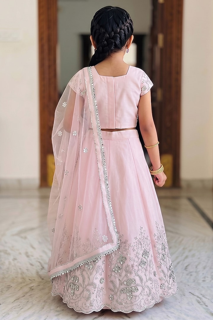 Baby Pink Silk Crepe Cutdana & Pearl Embroidered Lehenga Set For Girls by Alyaansh Couture at Pernia's Pop Up Shop