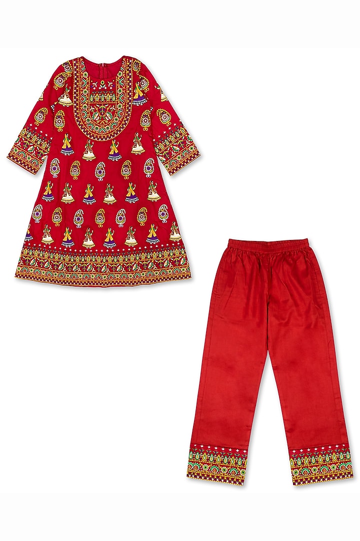 Red Glace Cotton Kurta Set For Girls by Alyaansh Couture at Pernia's Pop Up Shop