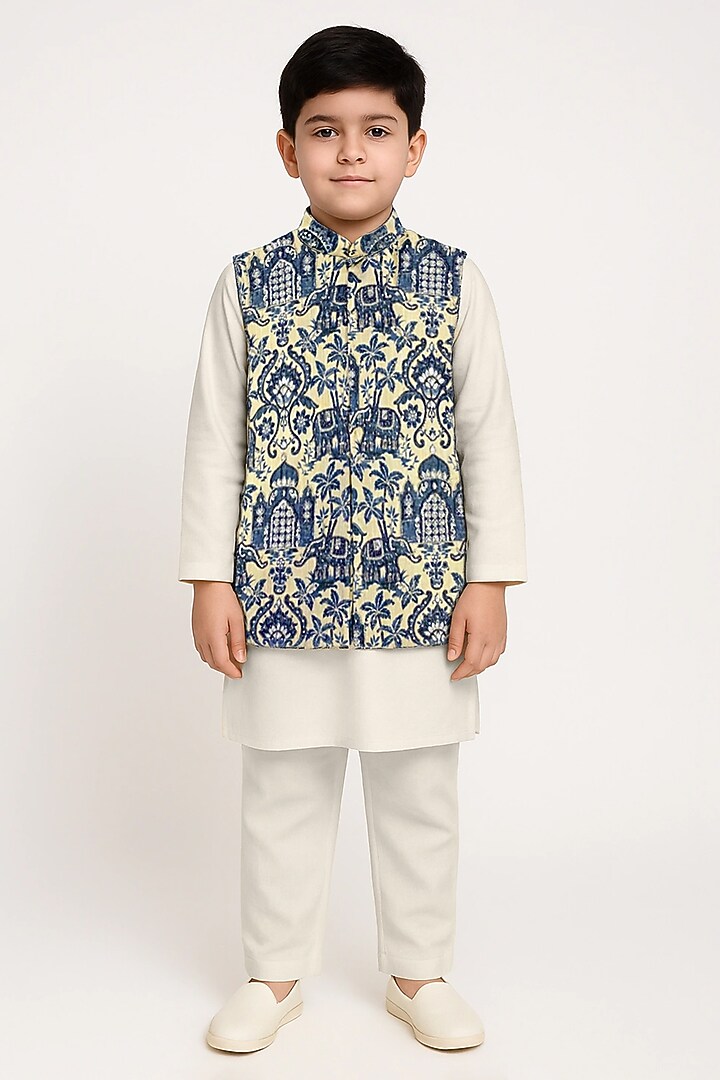 White Cotton & Silk Handwork Bundi Jacket Set For Boys by Alyaansh Couture at Pernia's Pop Up Shop