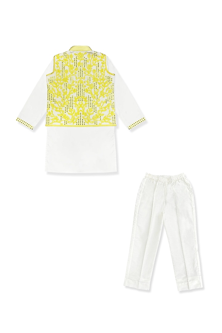 White Glace Cotton Mirror Embroidered Bundi Jacket Set For Boys by Alyaansh Couture at Pernia's Pop Up Shop