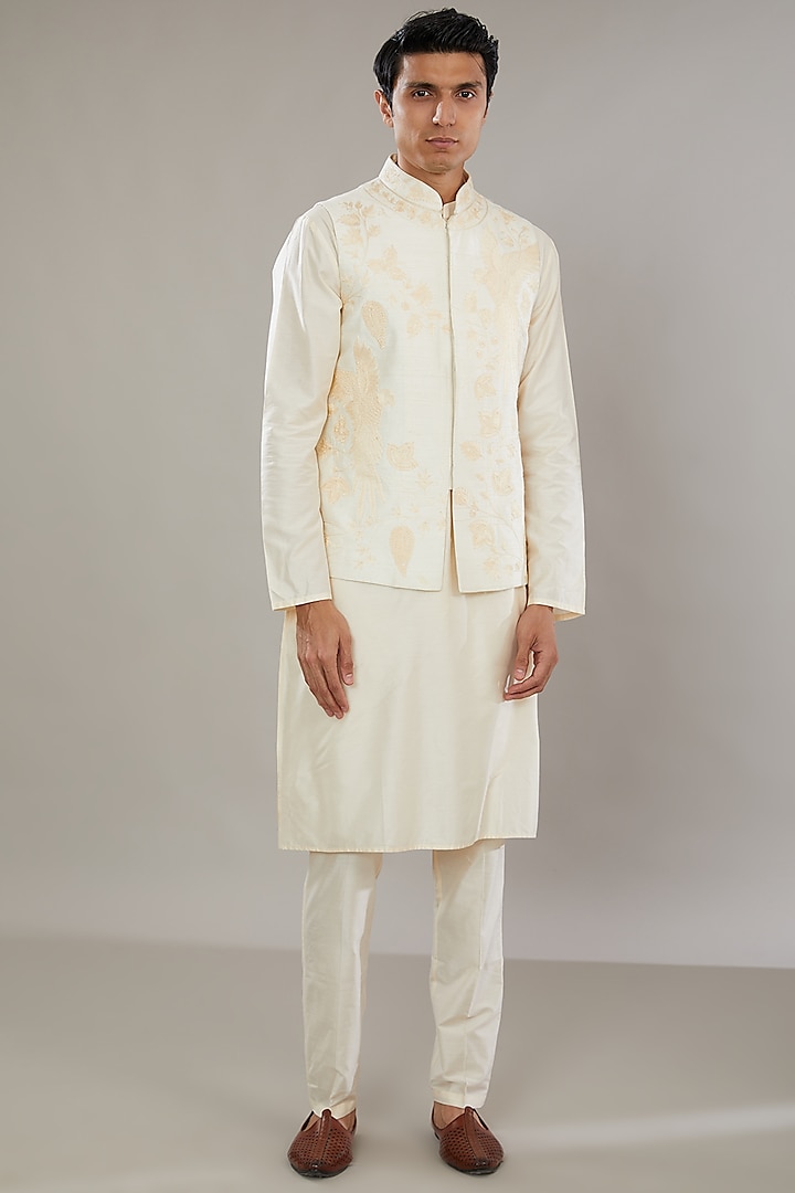 White Cotton Silk Embroidered Bundi Set by AL USTAAD