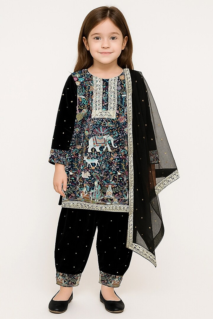 Black Velvet Sequins Chitta Work Dhoti Set For Girls by Alyaansh Couture at Pernia's Pop Up Shop