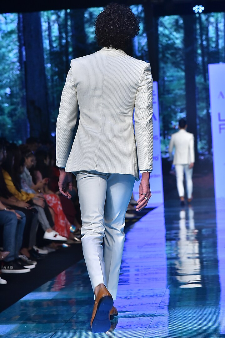 Ivory & Black Pintucked Tuxedo Suit by Amaare at Pernia's Pop Up Shop