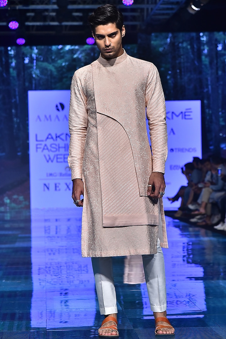 Peach Cotton Silk Embroidered Asymmetric Kurta Set by Amaare at Pernia's Pop Up Shop
